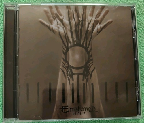 Enslaved riitiir - -,